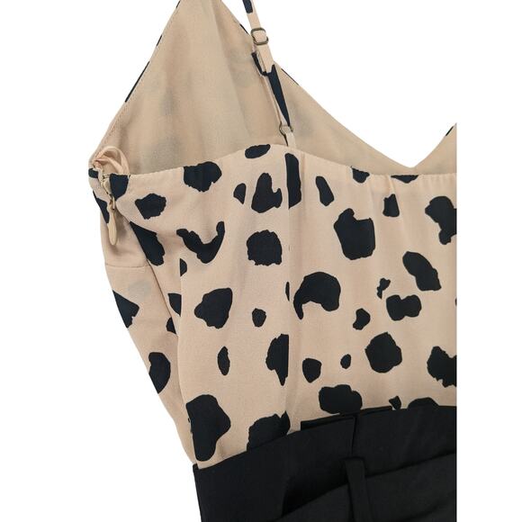 Socialite Cheetah Jumpsuit XS Beige Black Animal Print‎ VNeck Belted One Piece - Picture 4 of 12